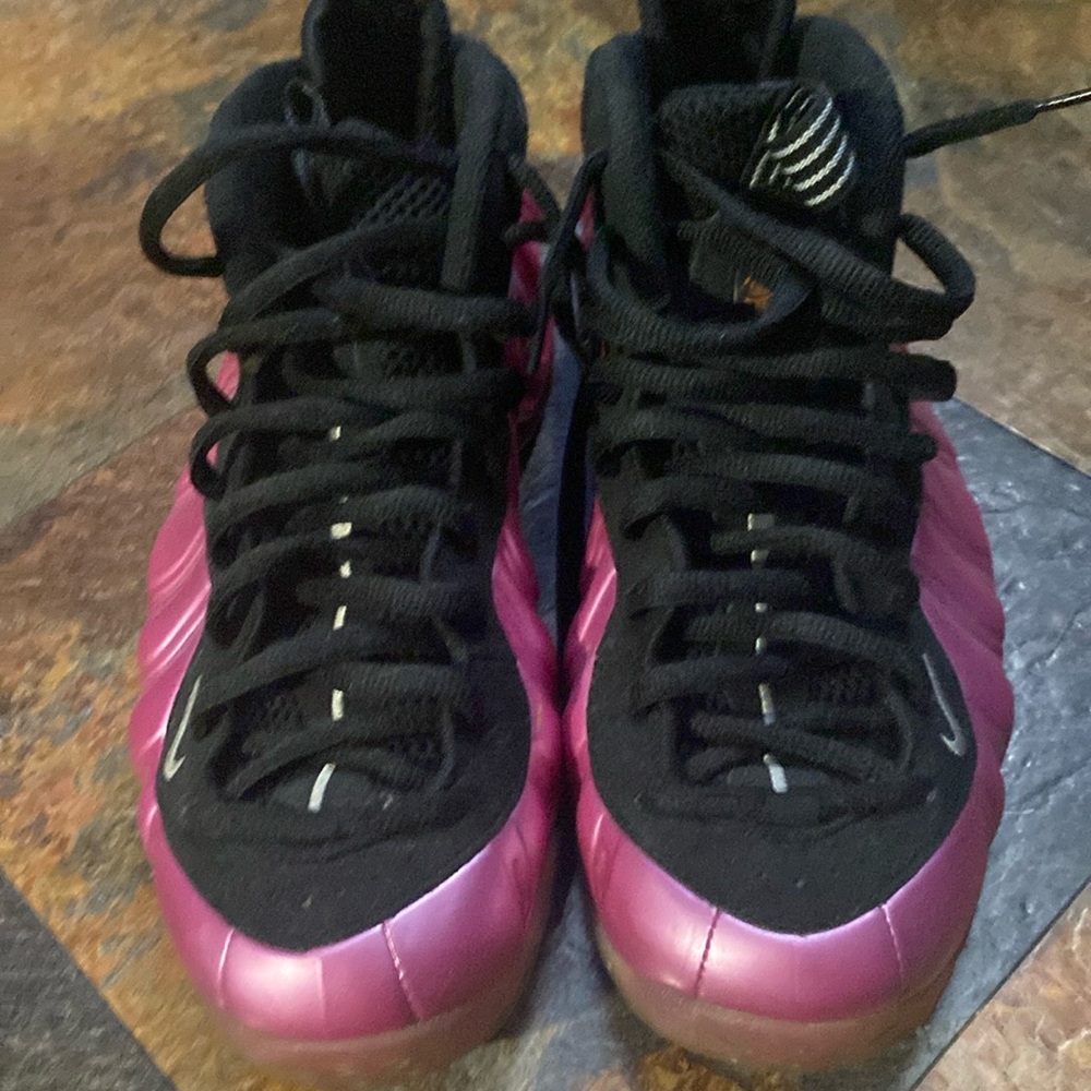 Nike air foamposite one Pearlized pink